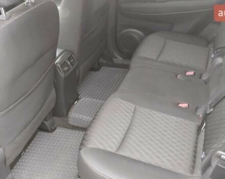 Серый Ниссан Rogue, объемом двигателя 2.49 л и пробегом 68 тыс. км за 16900 $, фото 10 на Automoto.ua