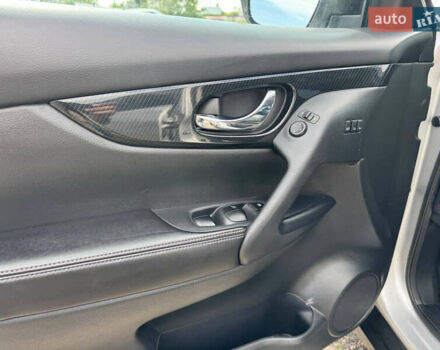 Сірий Ніссан Rogue, об'ємом двигуна 2.49 л та пробігом 115 тис. км за 16500 $, фото 19 на Automoto.ua