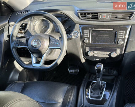 Серый Ниссан Rogue, объемом двигателя 2.49 л и пробегом 180 тыс. км за 15500 $, фото 28 на Automoto.ua