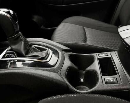 Серый Ниссан Rogue, объемом двигателя 2.5 л и пробегом 101 тыс. км за 11800 $, фото 13 на Automoto.ua