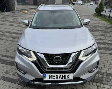 Серый Ниссан Rogue, объемом двигателя 2.49 л и пробегом 136 тыс. км за 17500 $, фото 3 на Automoto.ua