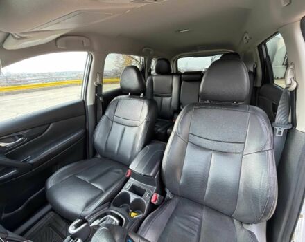 Серый Ниссан Rogue, объемом двигателя 2.5 л и пробегом 34 тыс. км за 9100 $, фото 10 на Automoto.ua