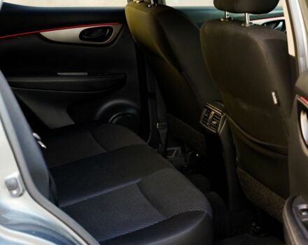 Серый Ниссан Rogue, объемом двигателя 2 л и пробегом 115 тыс. км за 15750 $, фото 10 на Automoto.ua