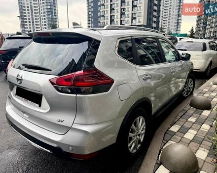 Сірий Ніссан Rogue, об'ємом двигуна 2.49 л та пробігом 117 тис. км за 14777 $, фото 6 на Automoto.ua