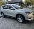 Сірий Ніссан Rogue, об'ємом двигуна 2.5 л та пробігом 29 тис. км за 332 $, фото 1 на Automoto.ua