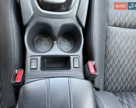 Серый Ниссан Rogue, объемом двигателя 2.49 л и пробегом 148 тыс. км за 14900 $, фото 26 на Automoto.ua