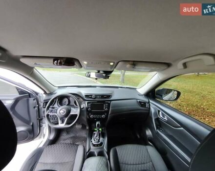 Серый Ниссан Rogue, объемом двигателя 2.49 л и пробегом 159 тыс. км за 15500 $, фото 12 на Automoto.ua