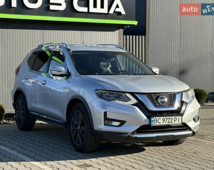 Серый Ниссан Rogue, объемом двигателя 2.49 л и пробегом 180 тыс. км за 15500 $, фото 4 на Automoto.ua