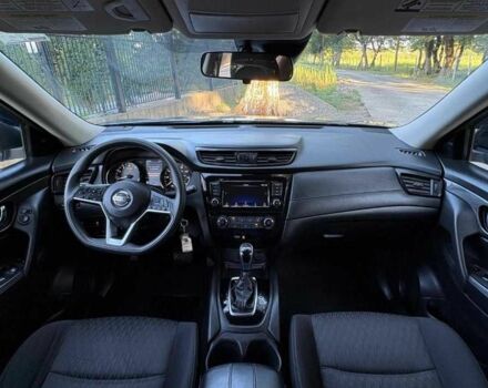 Серый Ниссан Rogue, объемом двигателя 2.5 л и пробегом 110 тыс. км за 9800 $, фото 3 на Automoto.ua