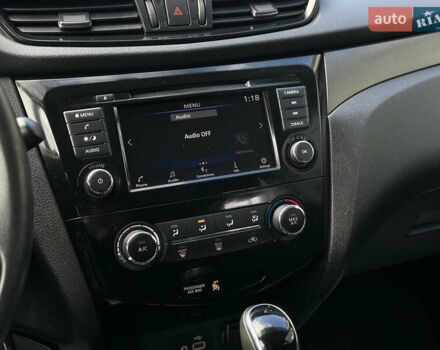 Ниссан Rogue 2019 в Львове на Automoto.ua Серый Ниссан Rogue, объемом двигателя 2 л и пробегом 75 тыс. км за 15200 $, фото 48 на Automoto.ua