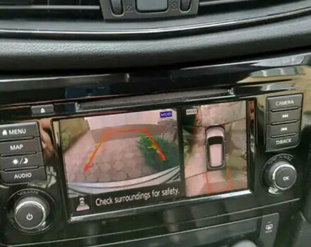 Серый Ниссан Rogue, объемом двигателя 2.49 л и пробегом 162 тыс. км за 14000 $, фото 4 на Automoto.ua