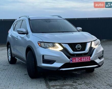 Серый Ниссан Rogue, объемом двигателя 2.5 л и пробегом 167 тыс. км за 14200 $, фото 2 на Automoto.ua