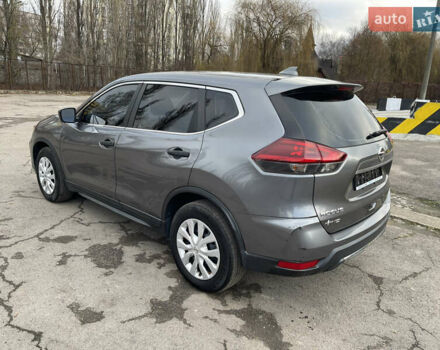Сірий Ніссан Rogue, об'ємом двигуна 2.5 л та пробігом 140 тис. км за 11700 $, фото 4 на Automoto.ua