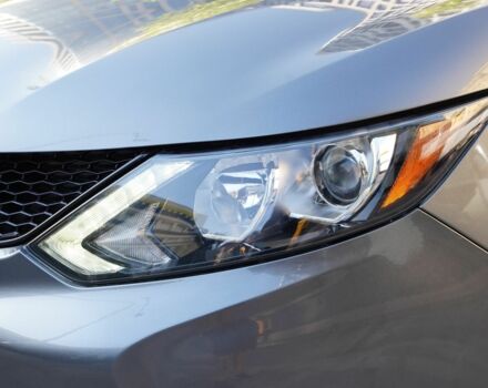 Серый Ниссан Rogue, объемом двигателя 2 л и пробегом 115 тыс. км за 15750 $, фото 7 на Automoto.ua