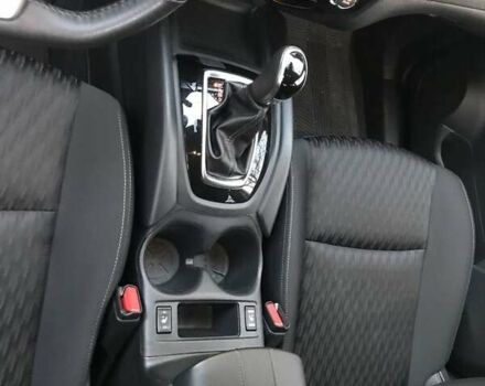 Серый Ниссан Rogue, объемом двигателя 2.5 л и пробегом 42 тыс. км за 16500 $, фото 5 на Automoto.ua