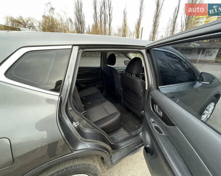 Сірий Ніссан Rogue, об'ємом двигуна 2.5 л та пробігом 140 тис. км за 11700 $, фото 21 на Automoto.ua