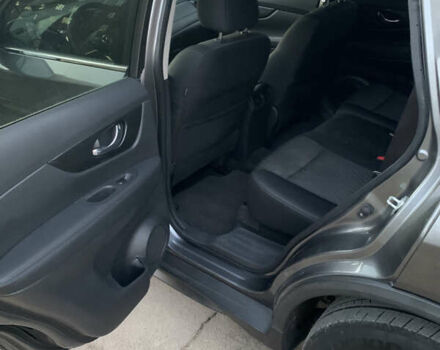 Серый Ниссан Rogue, объемом двигателя 2.49 л и пробегом 112 тыс. км за 18000 $, фото 4 на Automoto.ua