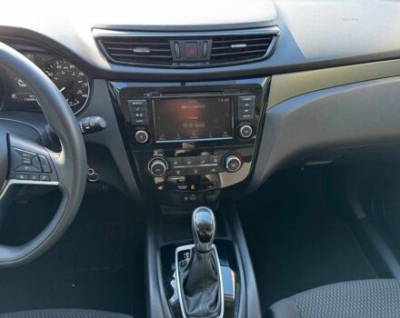 Серый Ниссан Rogue, объемом двигателя 2 л и пробегом 110 тыс. км за 14500 $, фото 9 на Automoto.ua