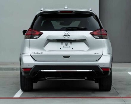 Серый Ниссан Rogue, объемом двигателя 2.5 л и пробегом 40 тыс. км за 4500 $, фото 5 на Automoto.ua