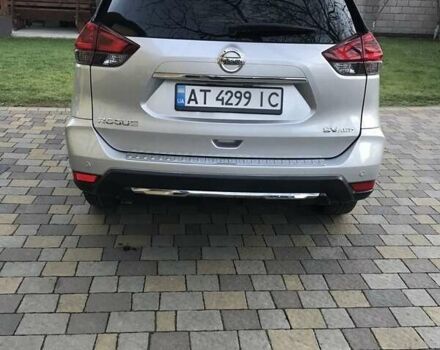 Серый Ниссан Rogue, объемом двигателя 2.5 л и пробегом 42 тыс. км за 16500 $, фото 1 на Automoto.ua