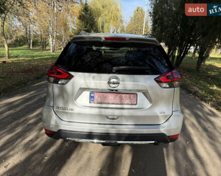 Серый Ниссан Rogue, объемом двигателя 2.49 л и пробегом 148 тыс. км за 14900 $, фото 12 на Automoto.ua