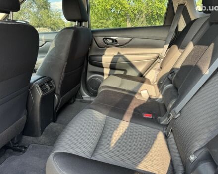 Сірий Ніссан Rogue, об'ємом двигуна 0 л та пробігом 53 тис. км за 14700 $, фото 10 на Automoto.ua
