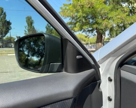 Сірий Ніссан Rogue, об'ємом двигуна 2.5 л та пробігом 78 тис. км за 18690 $, фото 24 на Automoto.ua