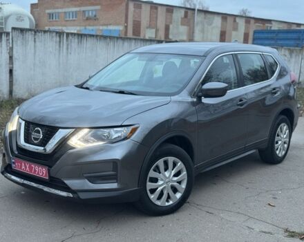 Серый Ниссан Rogue, объемом двигателя 2.5 л и пробегом 122 тыс. км за 14250 $, фото 3 на Automoto.ua