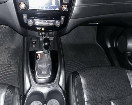 Серый Ниссан Rogue, объемом двигателя 2.49 л и пробегом 55 тыс. км за 15700 $, фото 10 на Automoto.ua