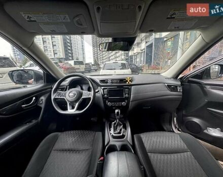 Сірий Ніссан Rogue, об'ємом двигуна 2.49 л та пробігом 117 тис. км за 14777 $, фото 9 на Automoto.ua