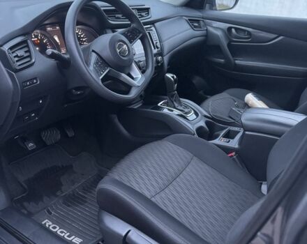 Серый Ниссан Rogue, объемом двигателя 2.5 л и пробегом 122 тыс. км за 14250 $, фото 21 на Automoto.ua