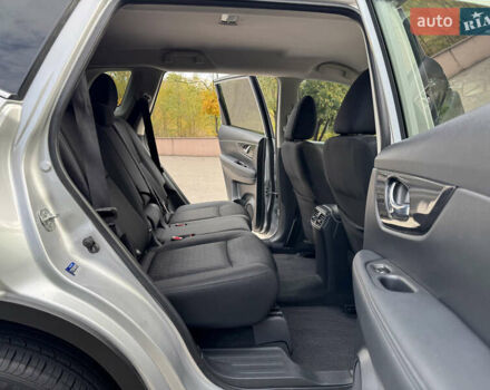 Ниссан Rogue 2019 в Запорожье на Automoto.ua Серый Ниссан Rogue, объемом двигателя 2.49 л и пробегом 115 тыс. км за 15799 $, фото 21 на Automoto.ua