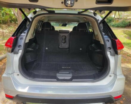 Серый Ниссан Rogue, объемом двигателя 2.5 л и пробегом 41 тыс. км за 12000 $, фото 11 на Automoto.ua