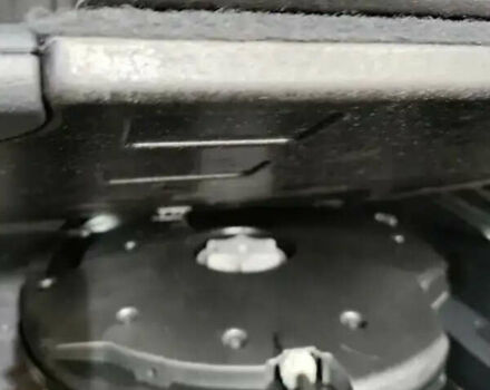 Серый Ниссан Rogue, объемом двигателя 2.49 л и пробегом 162 тыс. км за 14000 $, фото 12 на Automoto.ua