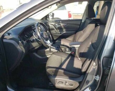 Серый Ниссан Rogue, объемом двигателя 2.5 л и пробегом 61 тыс. км за 3000 $, фото 6 на Automoto.ua