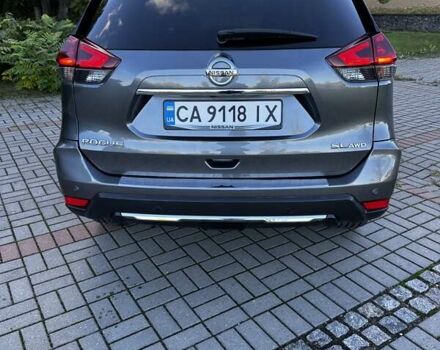 Серый Ниссан Rogue, объемом двигателя 2.49 л и пробегом 110 тыс. км за 17900 $, фото 4 на Automoto.ua