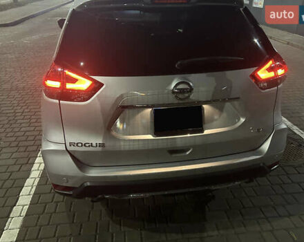 Серый Ниссан Rogue, объемом двигателя 2.49 л и пробегом 55 тыс. км за 15700 $, фото 29 на Automoto.ua