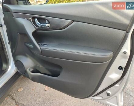 Сірий Ніссан Rogue, об'ємом двигуна 2.49 л та пробігом 15 тис. км за 18300 $, фото 19 на Automoto.ua