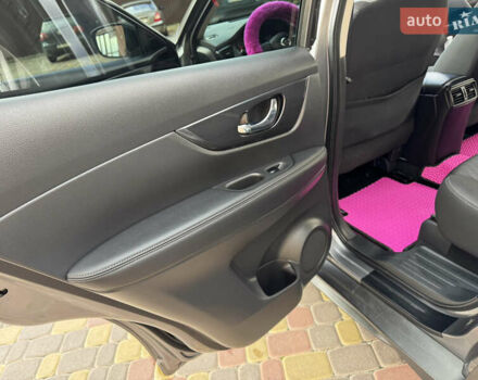 Сірий Ніссан Rogue, об'ємом двигуна 2.49 л та пробігом 61 тис. км за 17000 $, фото 34 на Automoto.ua