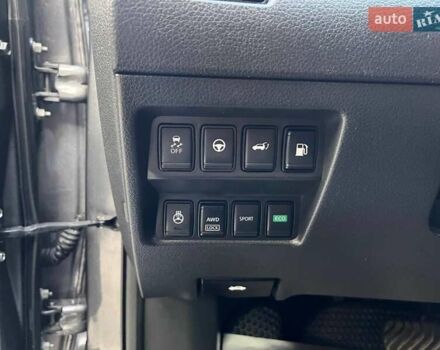 Серый Ниссан Rogue, объемом двигателя 2.49 л и пробегом 109 тыс. км за 18900 $, фото 12 на Automoto.ua