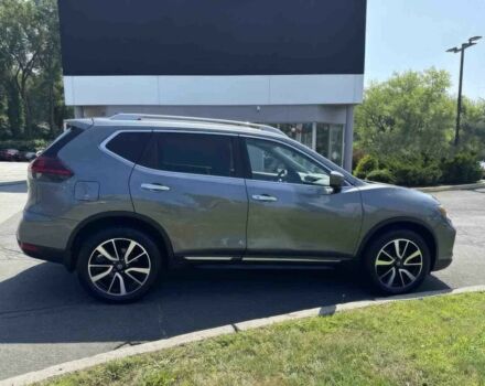 Серый Ниссан Rogue, объемом двигателя 2.5 л и пробегом 49 тыс. км за 12500 $, фото 3 на Automoto.ua