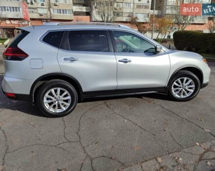 Сірий Ніссан Rogue, об'ємом двигуна 2.49 л та пробігом 15 тис. км за 18300 $, фото 6 на Automoto.ua