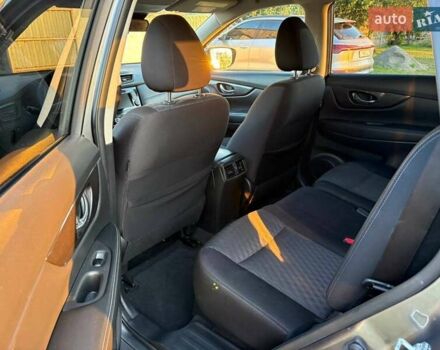 Серый Ниссан Rogue, объемом двигателя 2.49 л и пробегом 93 тыс. км за 19700 $, фото 43 на Automoto.ua