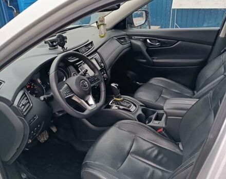 Серый Ниссан Rogue, объемом двигателя 2.49 л и пробегом 102 тыс. км за 16800 $, фото 5 на Automoto.ua