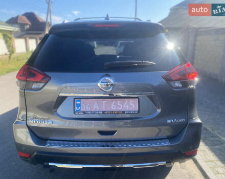 Сірий Ніссан Rogue, об'ємом двигуна 2.49 л та пробігом 216 тис. км за 16300 $, фото 6 на Automoto.ua