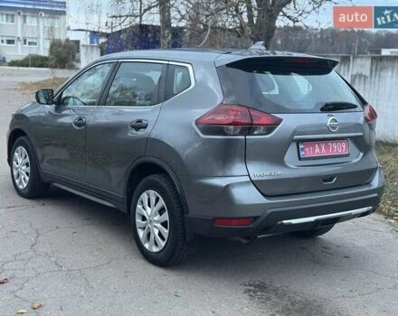 Серый Ниссан Rogue, объемом двигателя 2.49 л и пробегом 256 тыс. км за 15000 $, фото 17 на Automoto.ua