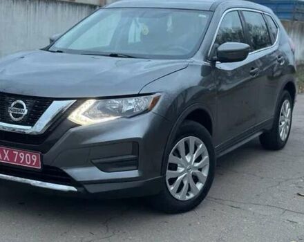 Серый Ниссан Rogue, объемом двигателя 2.49 л и пробегом 256 тыс. км за 15000 $, фото 7 на Automoto.ua