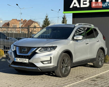 Серый Ниссан Rogue, объемом двигателя 2.49 л и пробегом 180 тыс. км за 15500 $, фото 5 на Automoto.ua