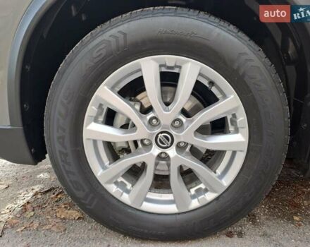 Серый Ниссан Rogue, объемом двигателя 2.5 л и пробегом 274 тыс. км за 14800 $, фото 20 на Automoto.ua