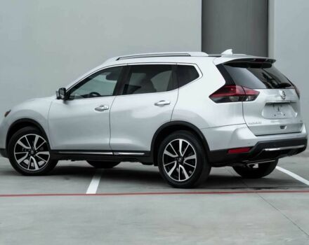 Серый Ниссан Rogue, объемом двигателя 2.5 л и пробегом 40 тыс. км за 4500 $, фото 4 на Automoto.ua